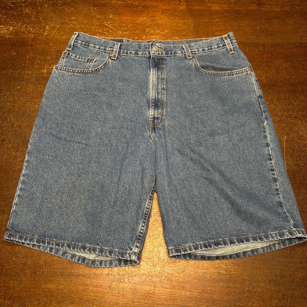 Vintage Levi's Denim 560 Shorts Jorts Men 40 Made In USA